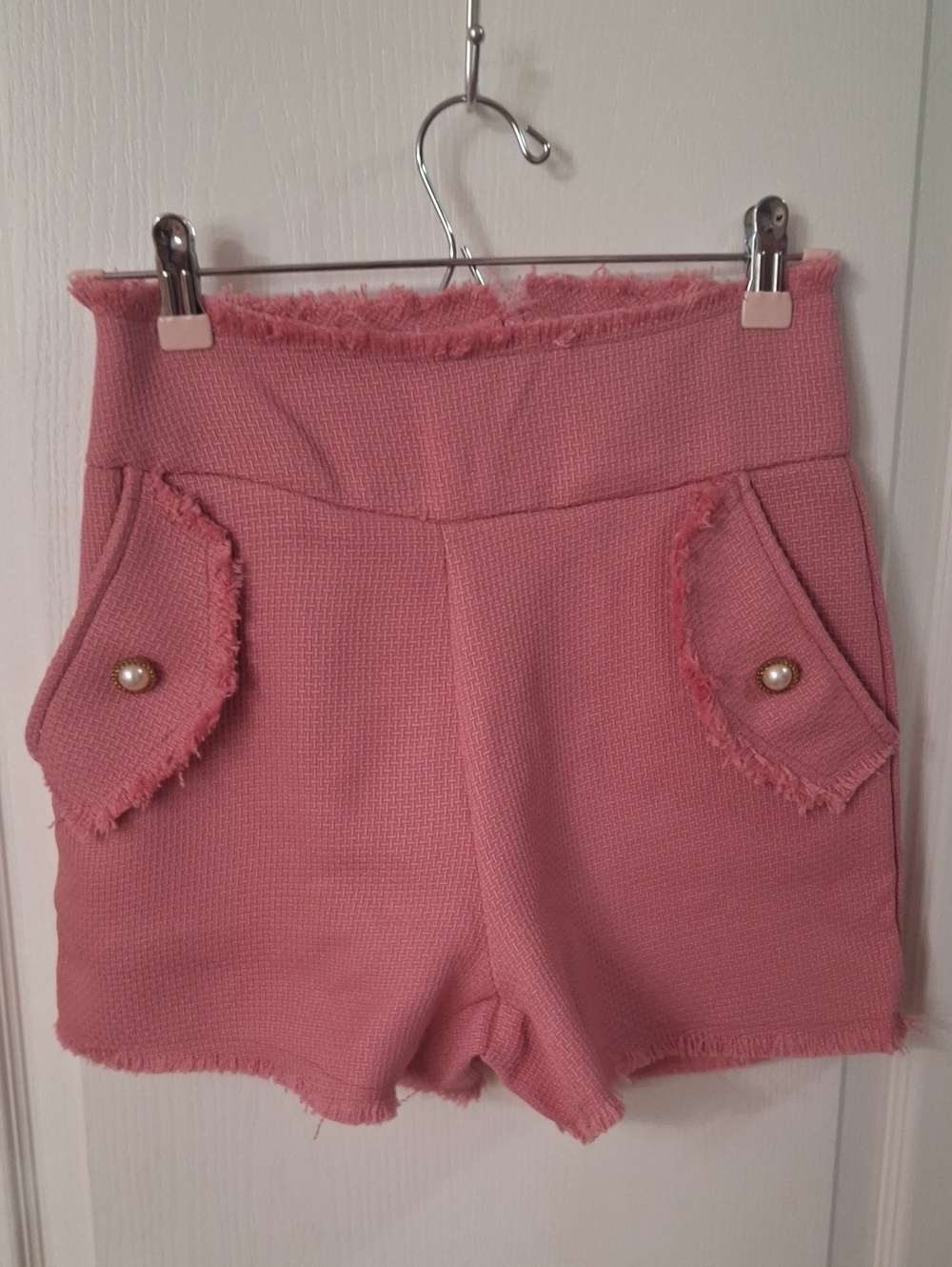 High-Waist Pink Tweed Frayed Pocket Women’s Shorts NWOT  Size XS